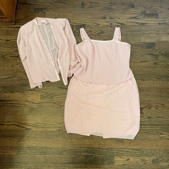 plus size pink mini dress with matching cardigan - Picture 4 of 4